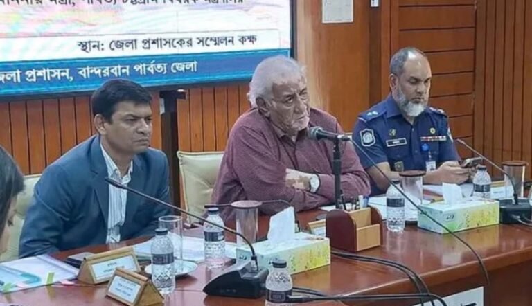 Minister Calls for Clean, Tourist-Friendly Bandarban
